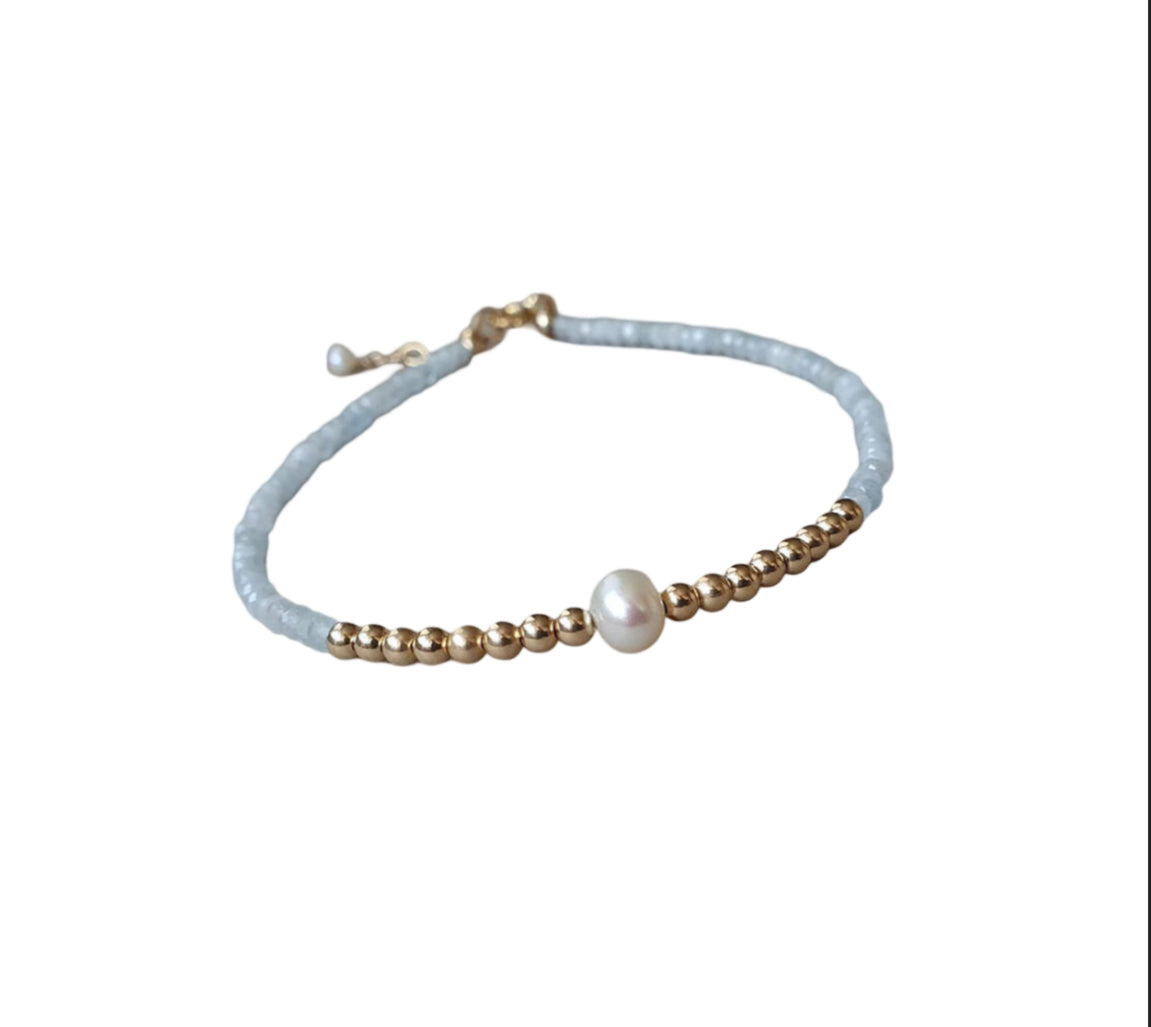 Aelina Freshwater Pearl Natural Blue Stone and Gold Beaded Bracelet
