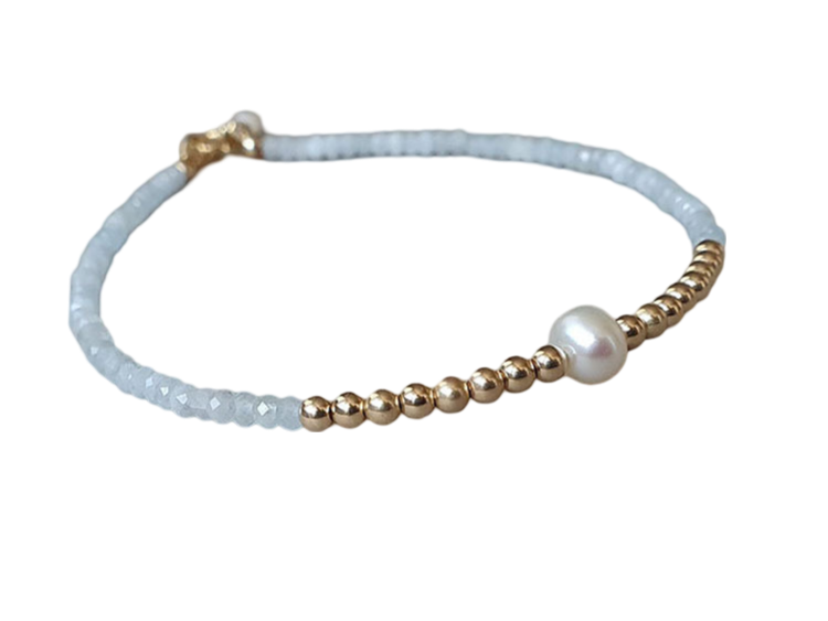 Aelina Freshwater Pearl Natural Blue Stone and Gold Beaded Bracelet